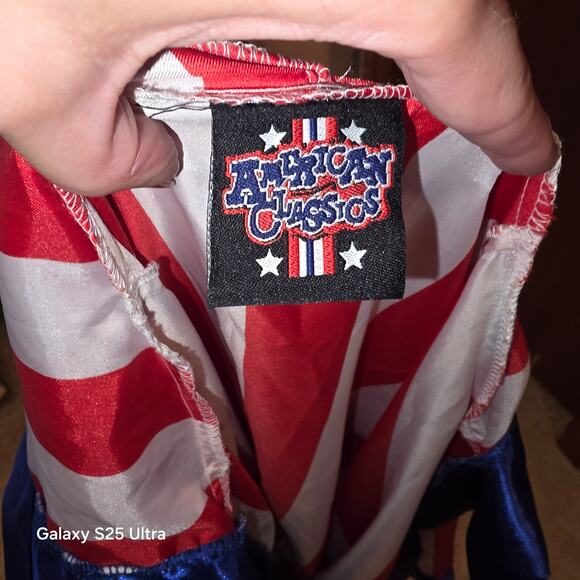 American Classic, Red, white and blue, stars and stripes satin like boxing robe - Picture 4 of 5